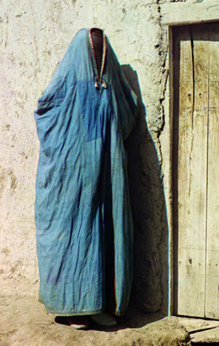 total veiling in Samarkand, 1910