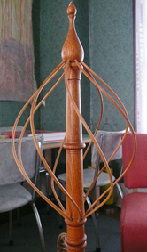 distaff with spiral spokes